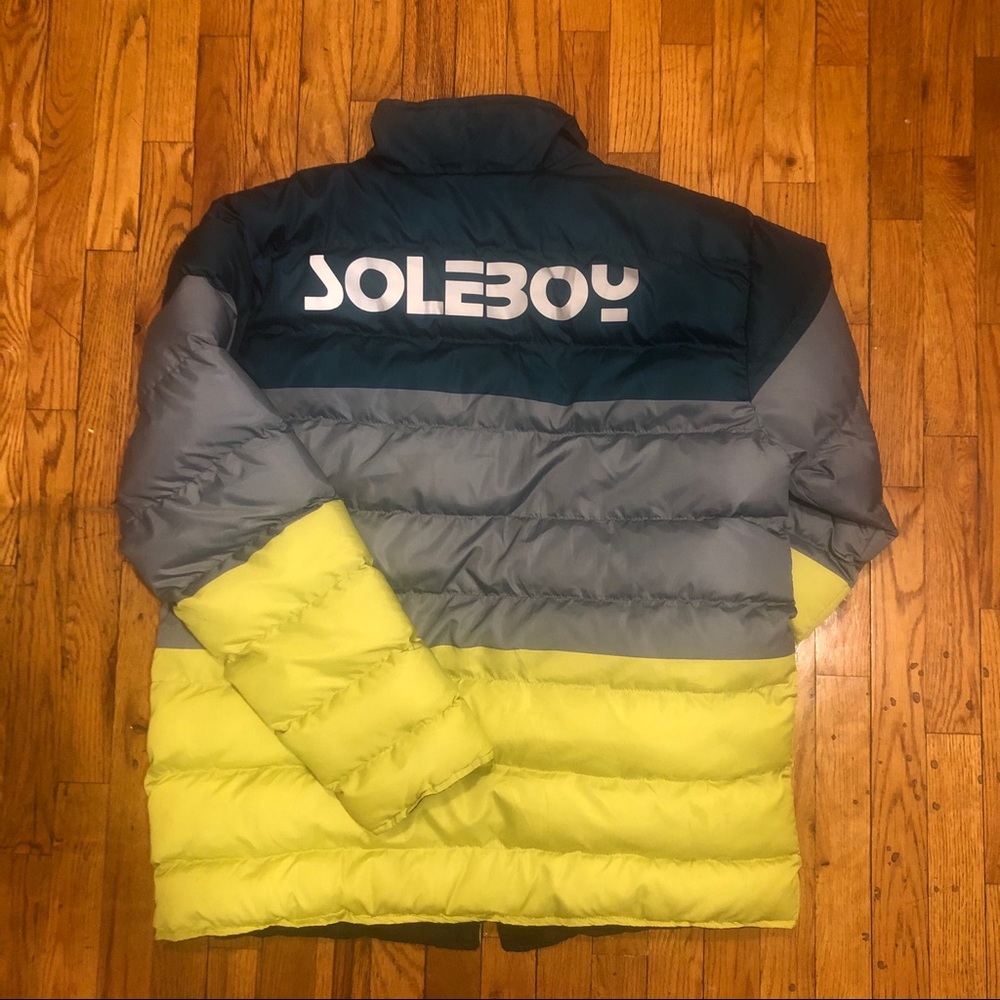 Coat - Picture 2 of 3